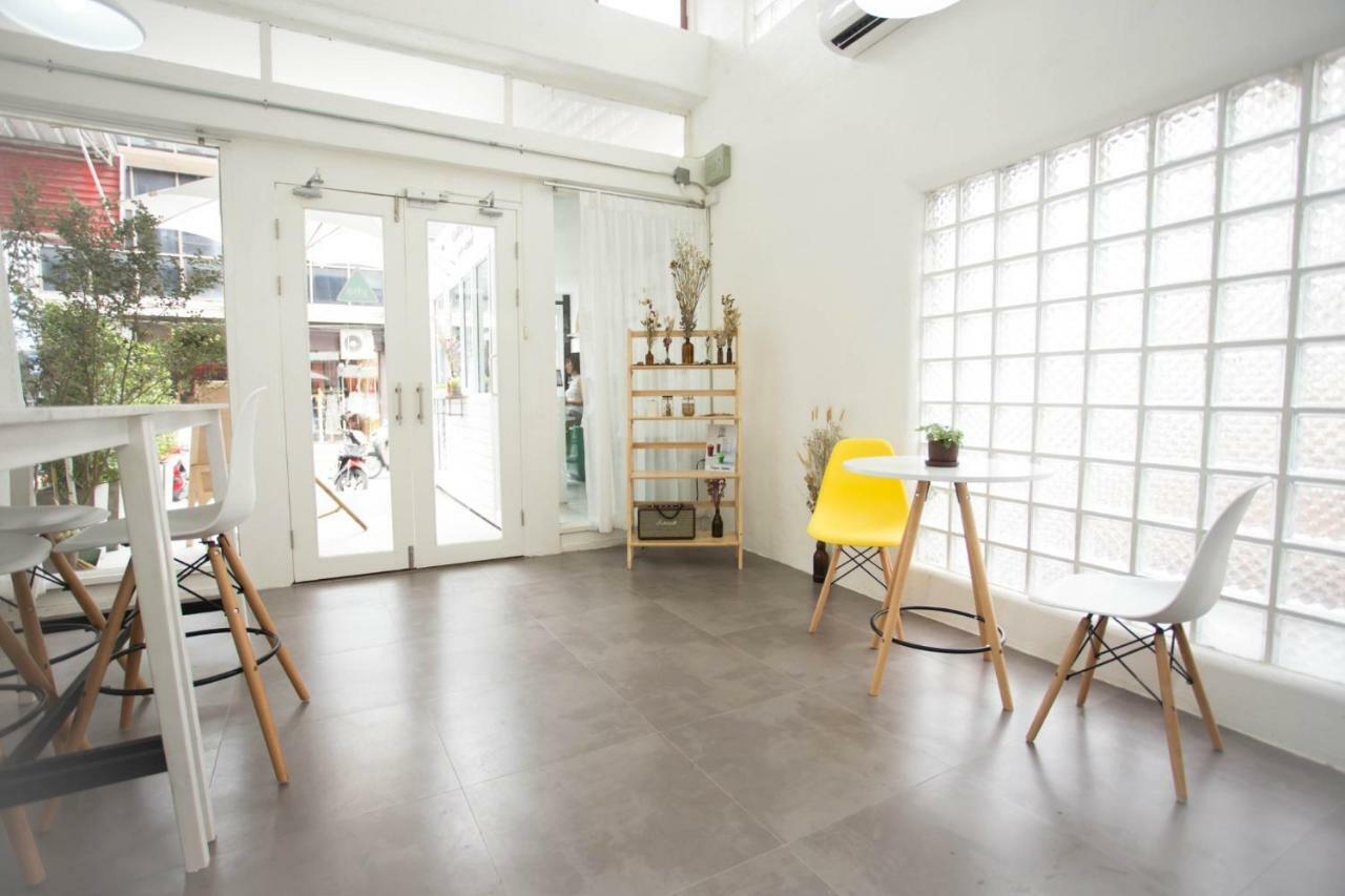 Yha Thapae Station Pansiyon Chiang Mai Dış mekan fotoğraf